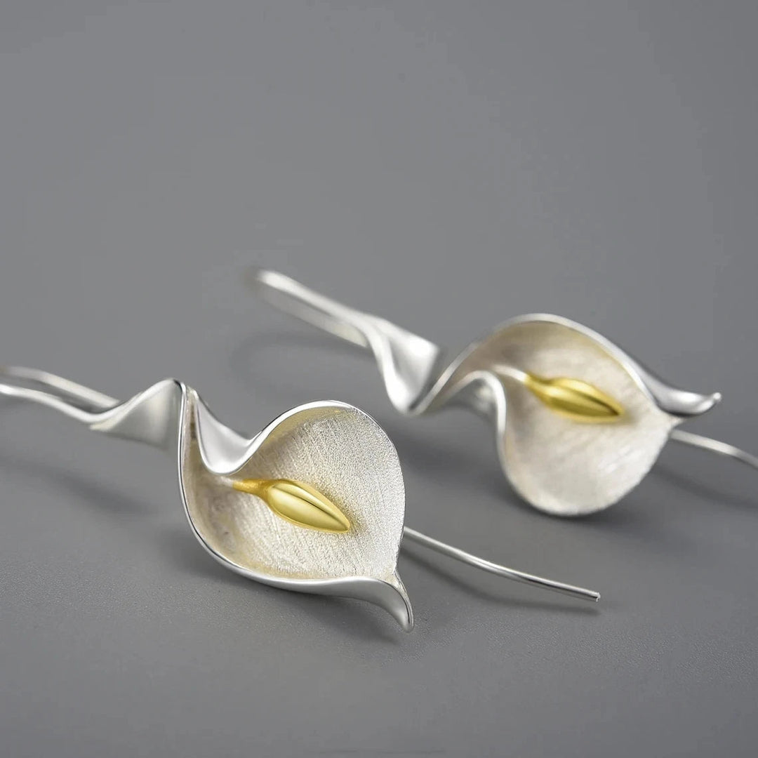 Maple™ Pendientes Colgantes de Lirio
