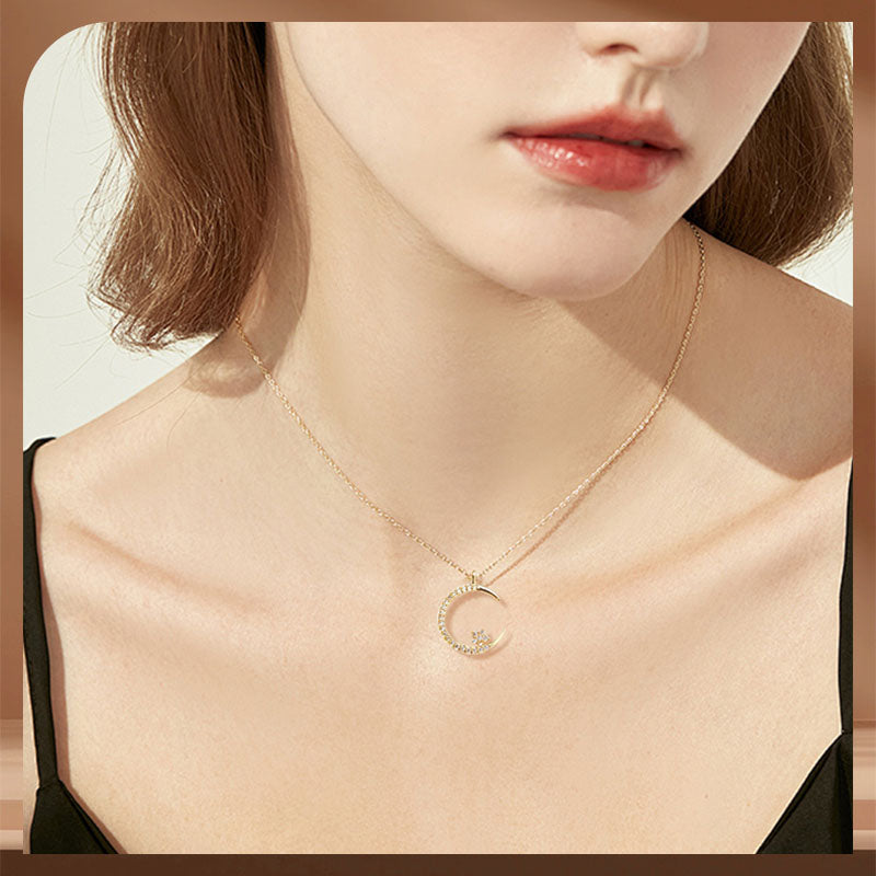 Seluné™ Collar Luna y Estrellas Luminosas