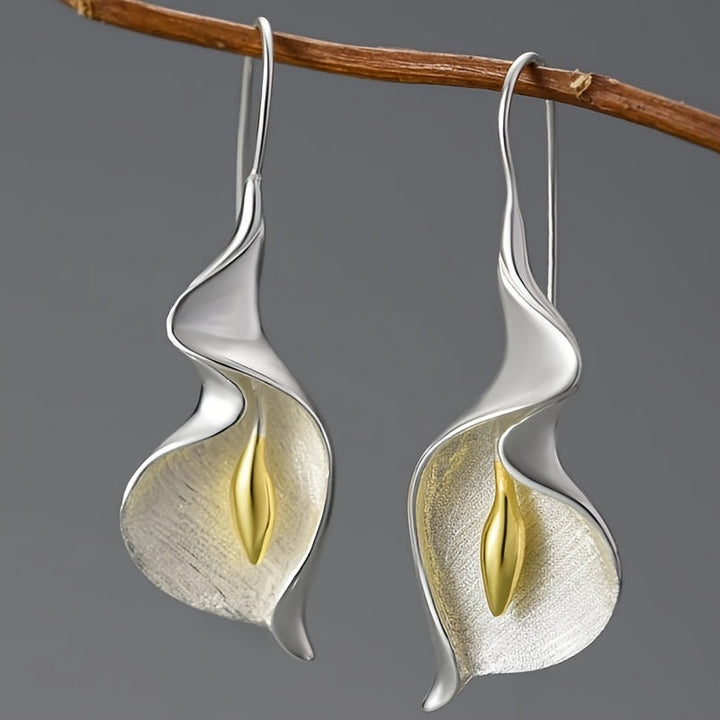 Maple™ Pendientes Colgantes de Lirio