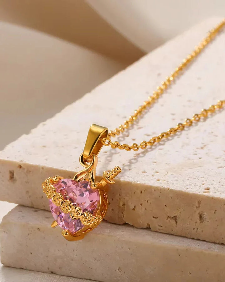 Pippa™ Collar Corazón Inmaculado de María (Baño de Oro)