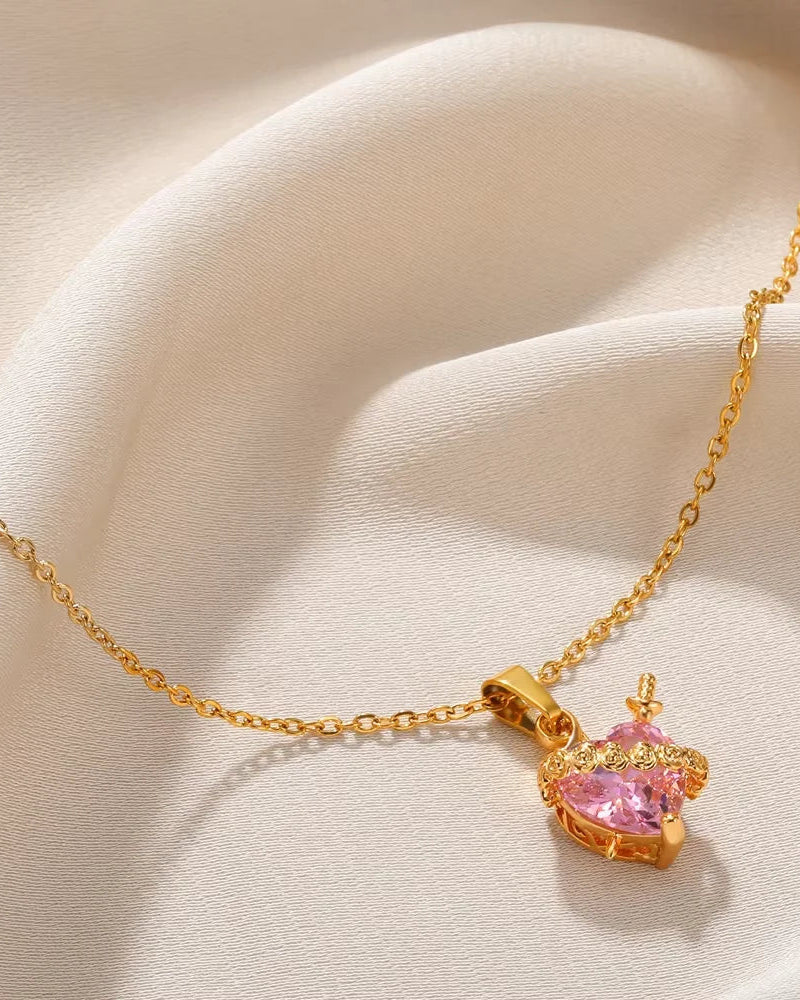 Pippa™ Collar Corazón Inmaculado de María (Baño de Oro)