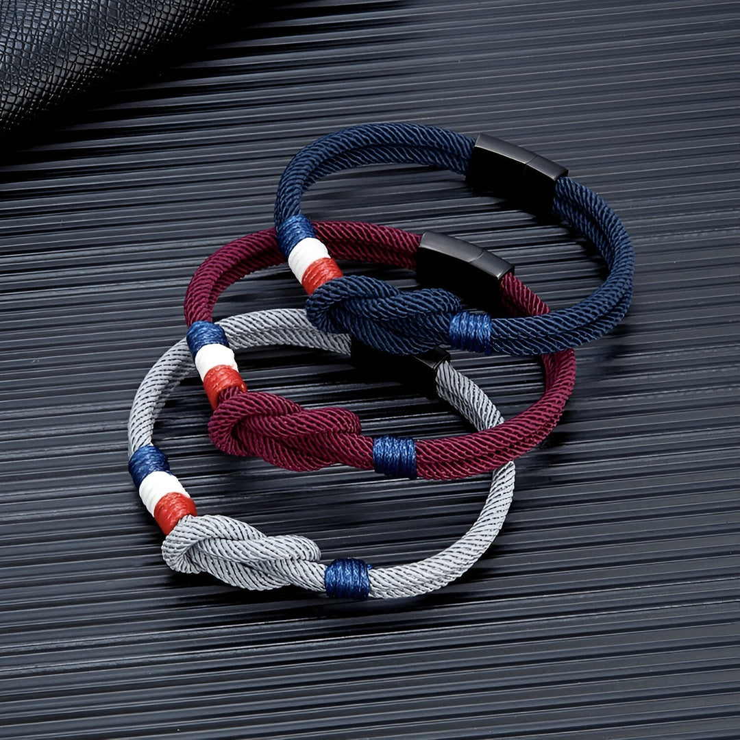 Porter™ Pulsera de Cordón con Nudo y Detalle de Bandera Francesa Ajustable