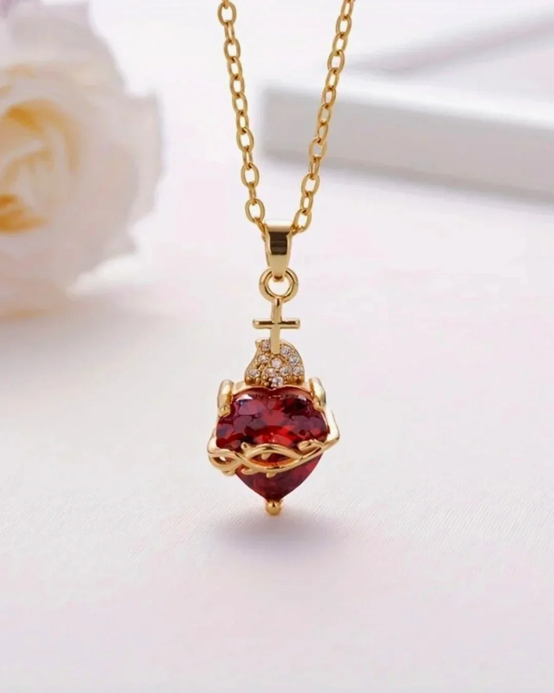 Aurelienna™ Collar del Sagrado Corazón de Jesús con Baño de Oro